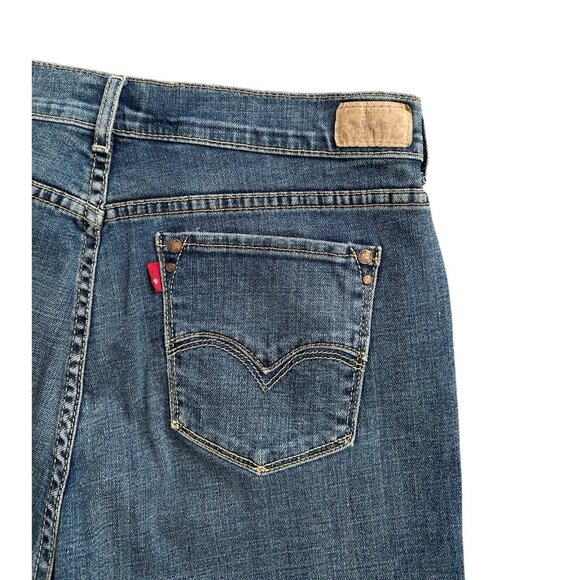 LEVIS 515 Womens Size 8 Cotton Blend Flat Front Denim Blue Jean Shorts - Picture 3 of 8